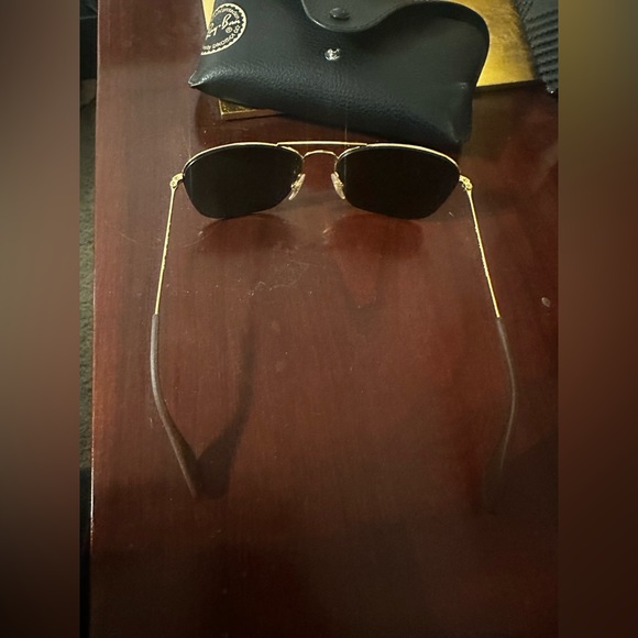 NEW! Ray-Ban sunglasses - Picture 3 of 4